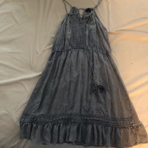 Denim-look without the denim! Cute dress alert!